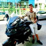 Prokuroria e Korçës ka lëshuar urdhër arresti për Ilirjan Selmanin, i cili u ndalua më herët nga policia si autor i dyshuar i vrasjes së 52 vjeçares Kozeta Teço.